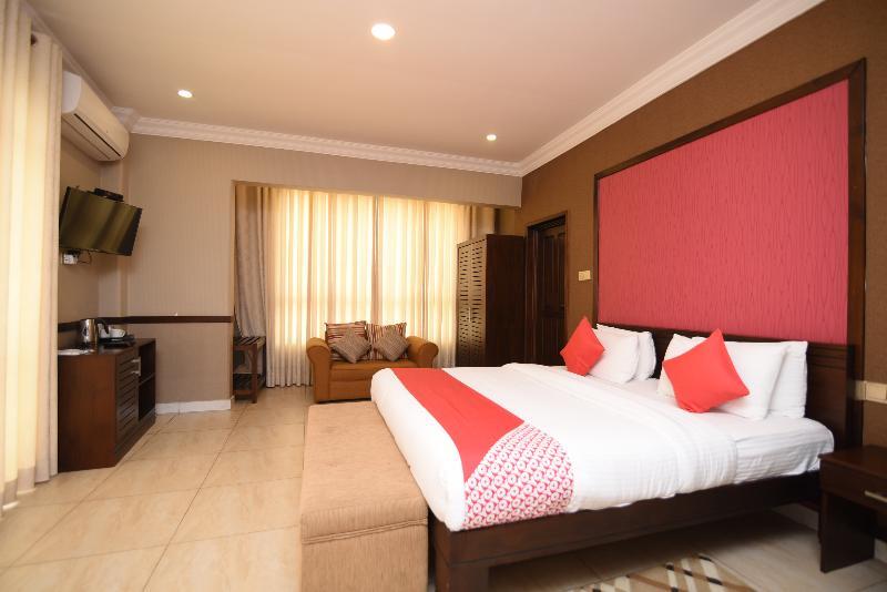 Oyo 256 Subash Hotel Джафна Экстерьер фото